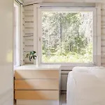 Hirsimökki Kansallispuistossa Espoo