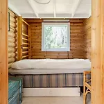 Hirsimökki Kansallispuistossa Espoo