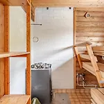 Hirsimökki Kansallispuistossa Lomamökit *